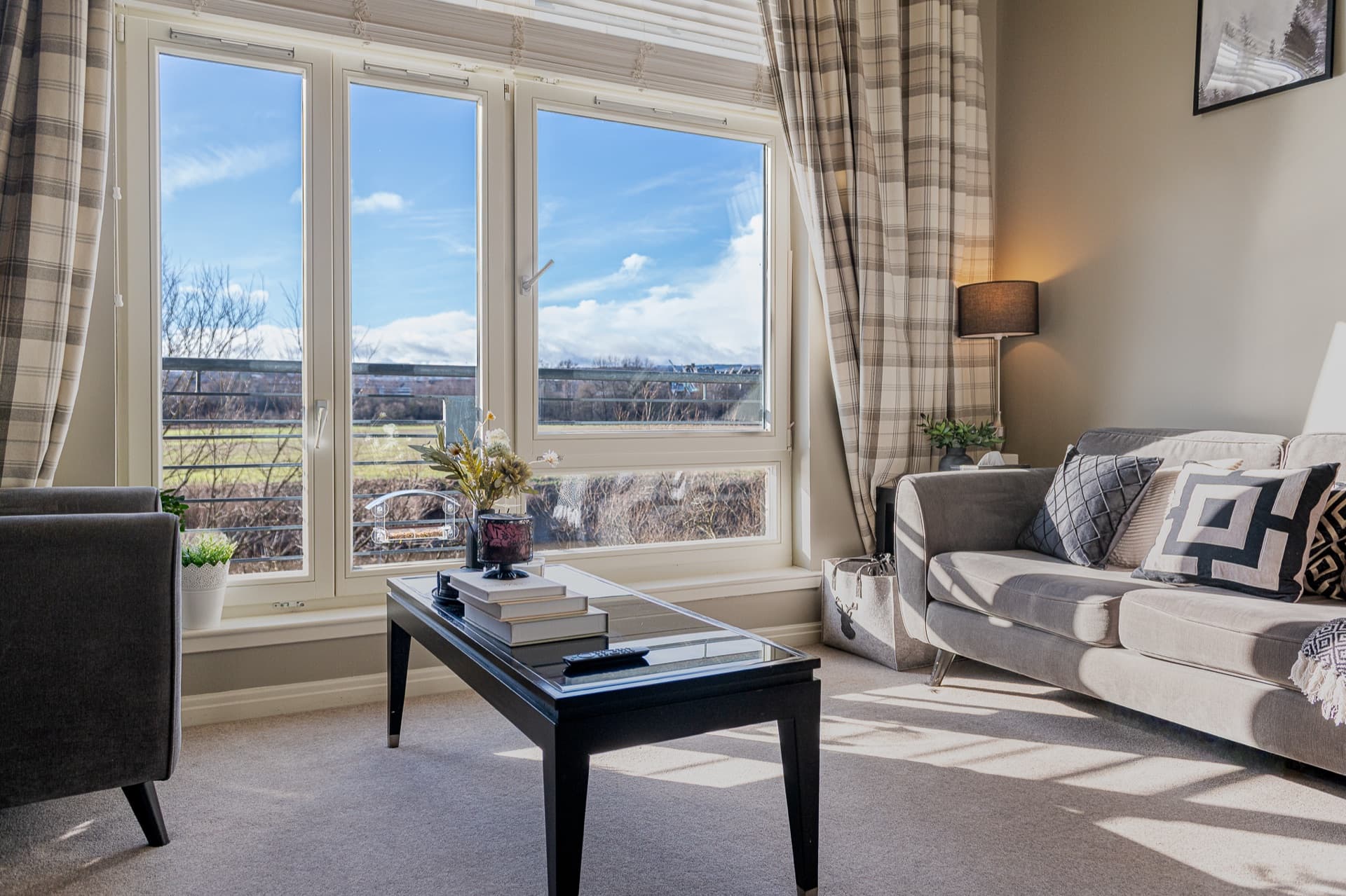 Living room window seat looking out toward the River Forth and Stirling Castle